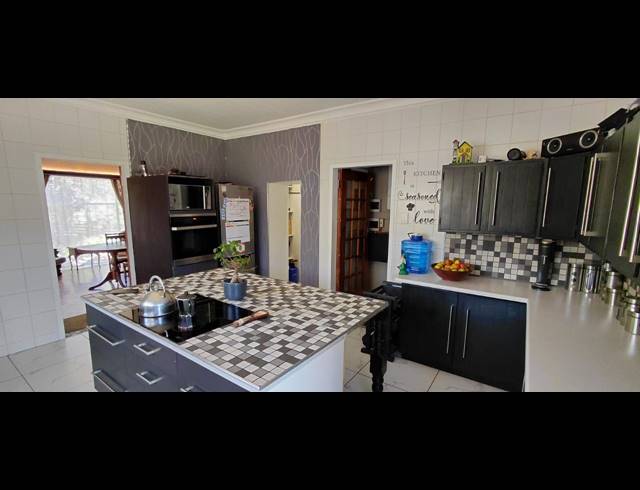 3 BEDROOM HOUSE FOR SALE IN RYNFIELD